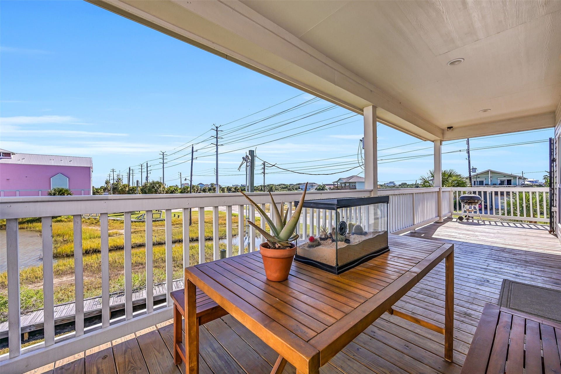 3627 Niko Court, Galveston, TX 77554 Enjoy dining alfresco, entertaining guests, or sipping your morning coffee just steps from the water.
