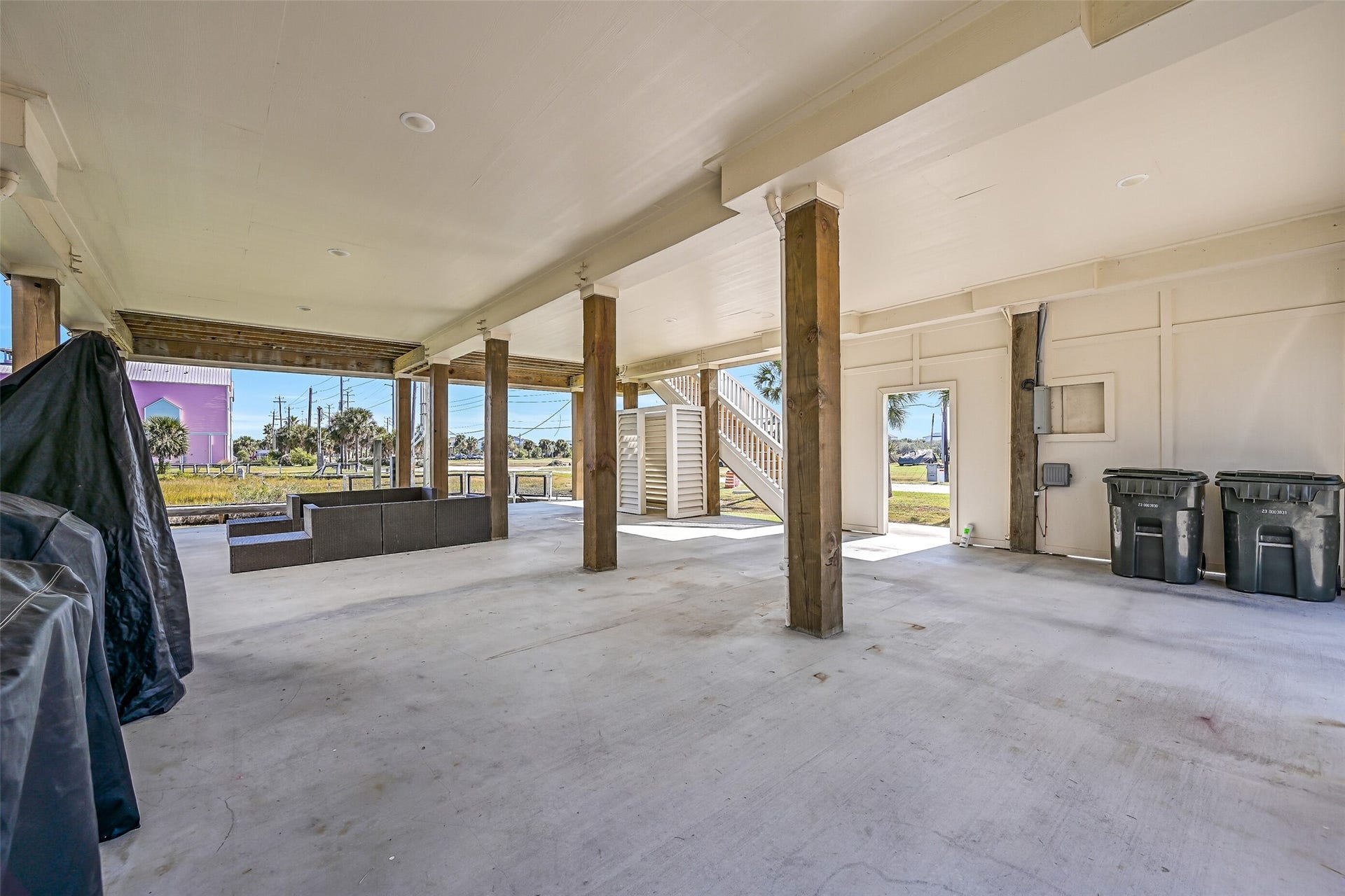 3627 Niko Court, Galveston, TX 77554 3627 Niko Court, Galveston, TX 77554