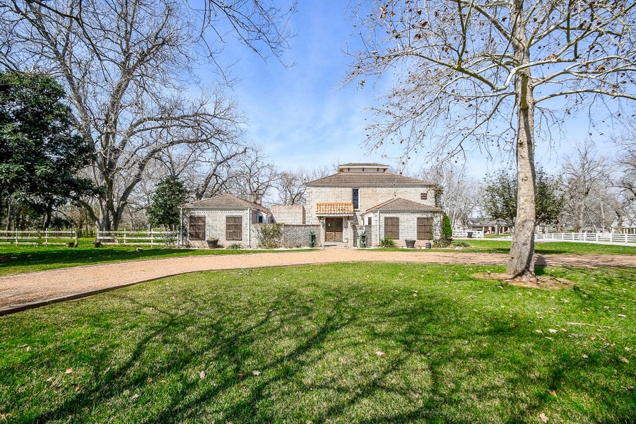 Property photo for 5202 Mimosa Lane, Richmond, TX