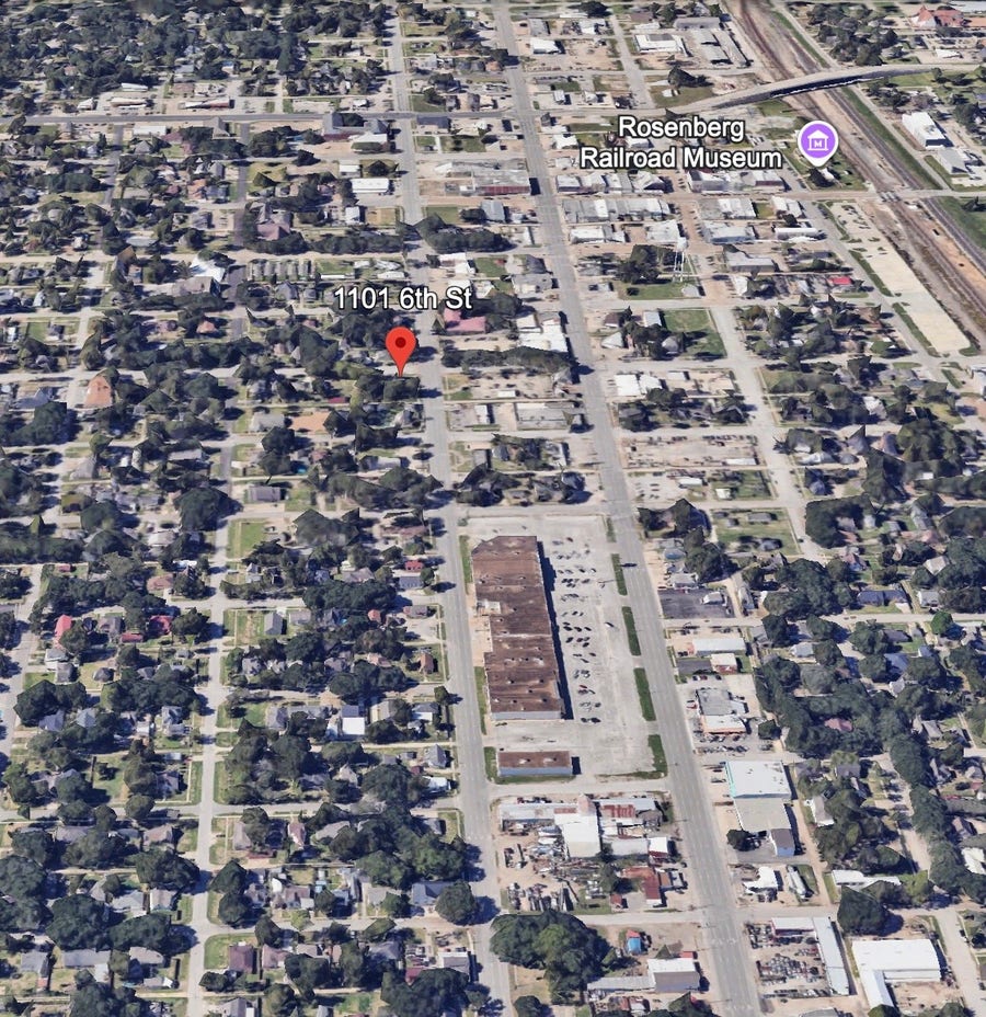 Property photo for 1101 6th Street, Rosenberg, TX