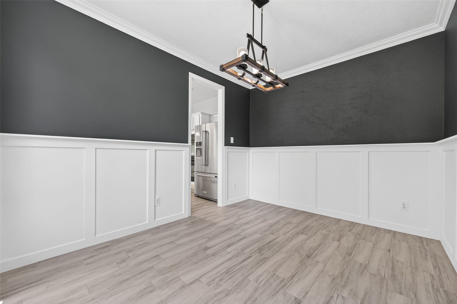 11 Ginger Bay Place, The Woodlands, TX 77382 dinning room