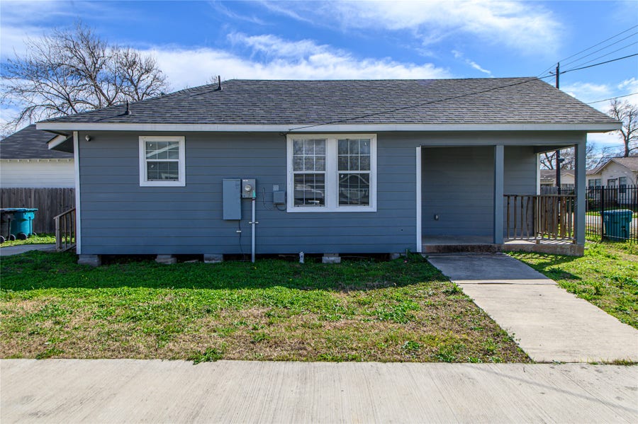 Property photo for 3409 Simmons Street, Houston, TX