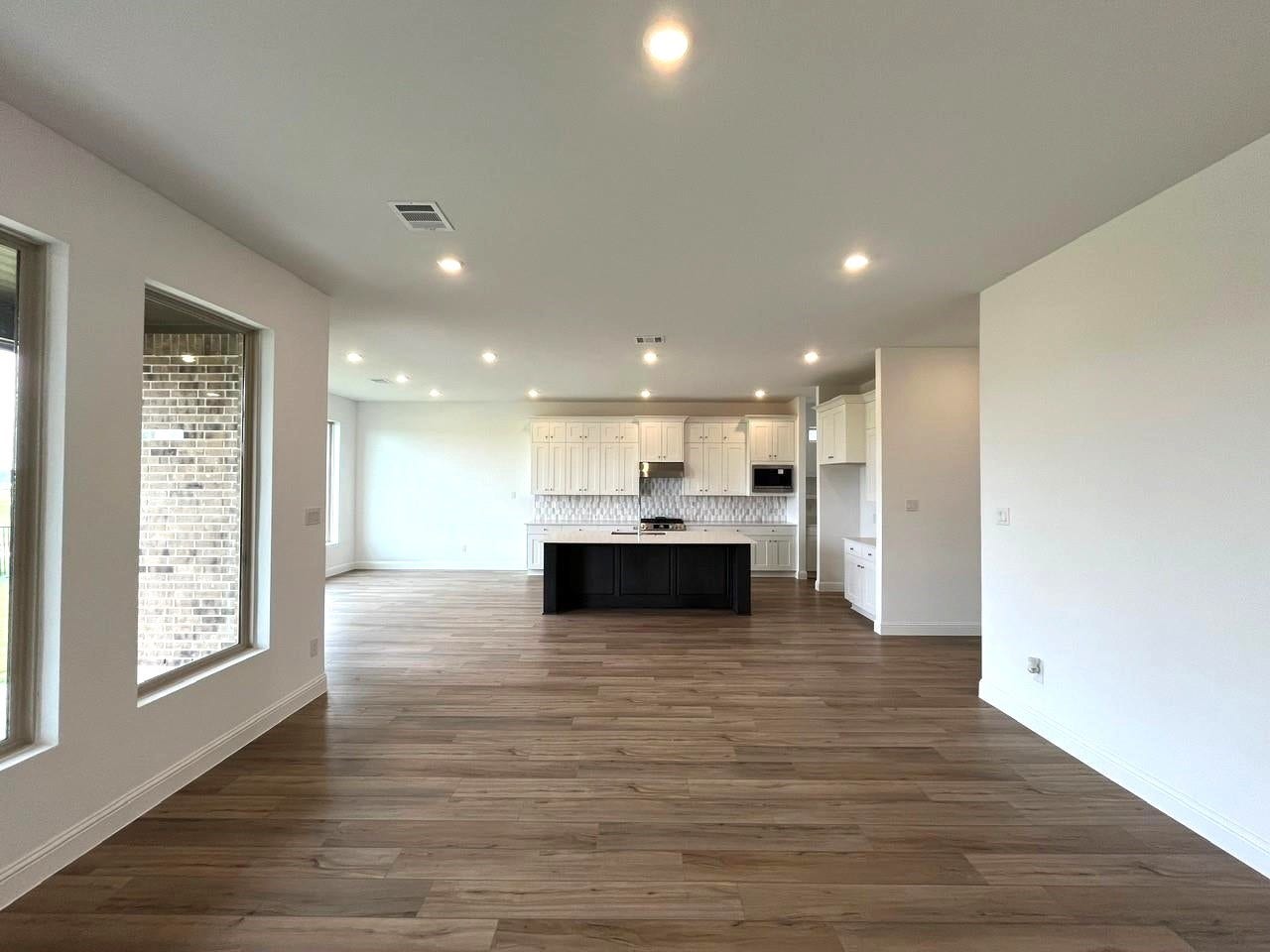 31303 Granary Hollow Drive, Fulshear, TX 77441 31303 Granary Hollow Drive, Fulshear, TX 77441