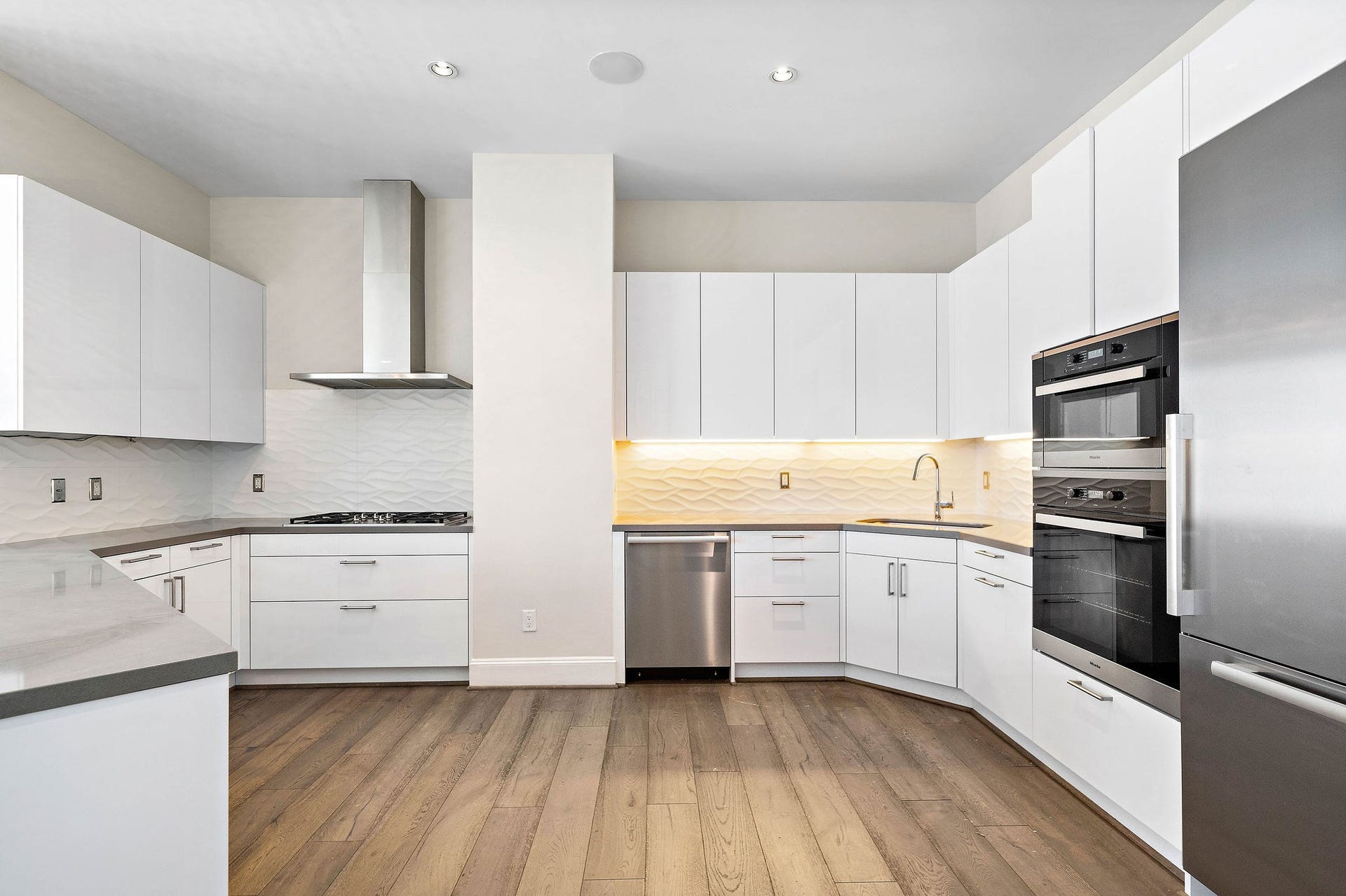 1409 Post Oak Boulevard, #1602, Houston, TX 77056 1409 Post Oak Boulevard, #1602, Houston, TX 77056