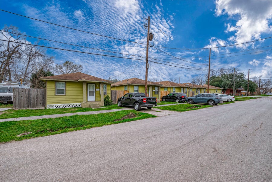 Property photo for 3938 King Street, Houston, TX