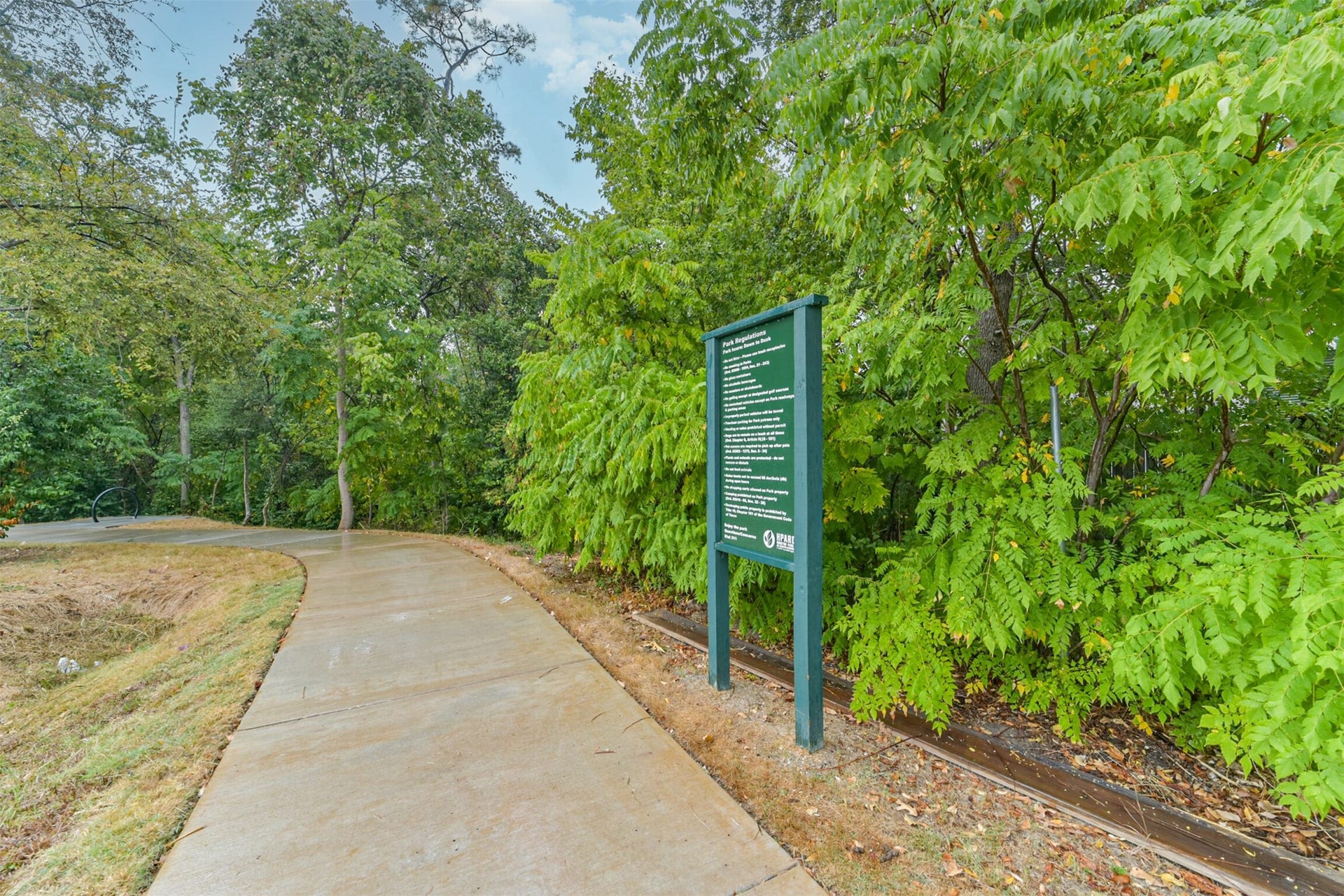 1721 W 24th Street, Houston, TX 77008 Little Thicket park at the end of the street!