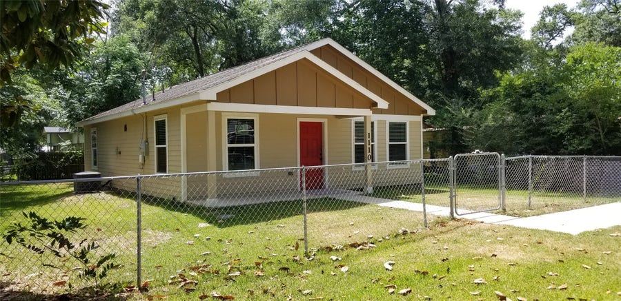 Property photo for 1110 N 9th Street, Conroe, TX