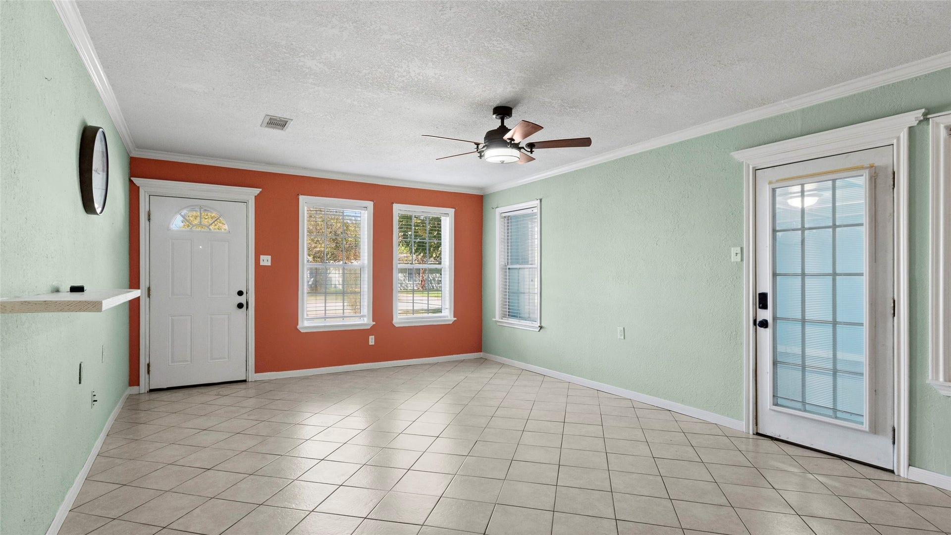 107 BONITA Avenue, Galveston, TX 77550