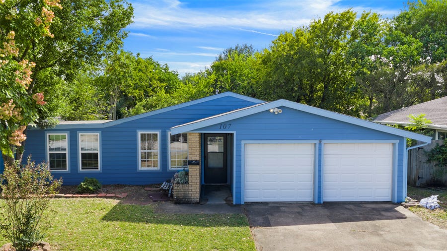 Property photo for 107 BONITA Avenue, Galveston, TX