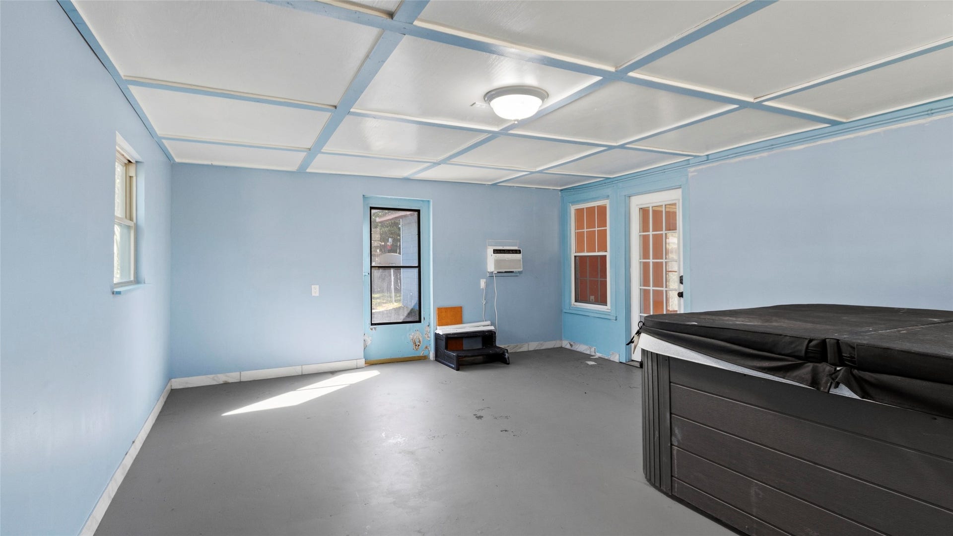 107 BONITA Avenue, Galveston, TX 77550