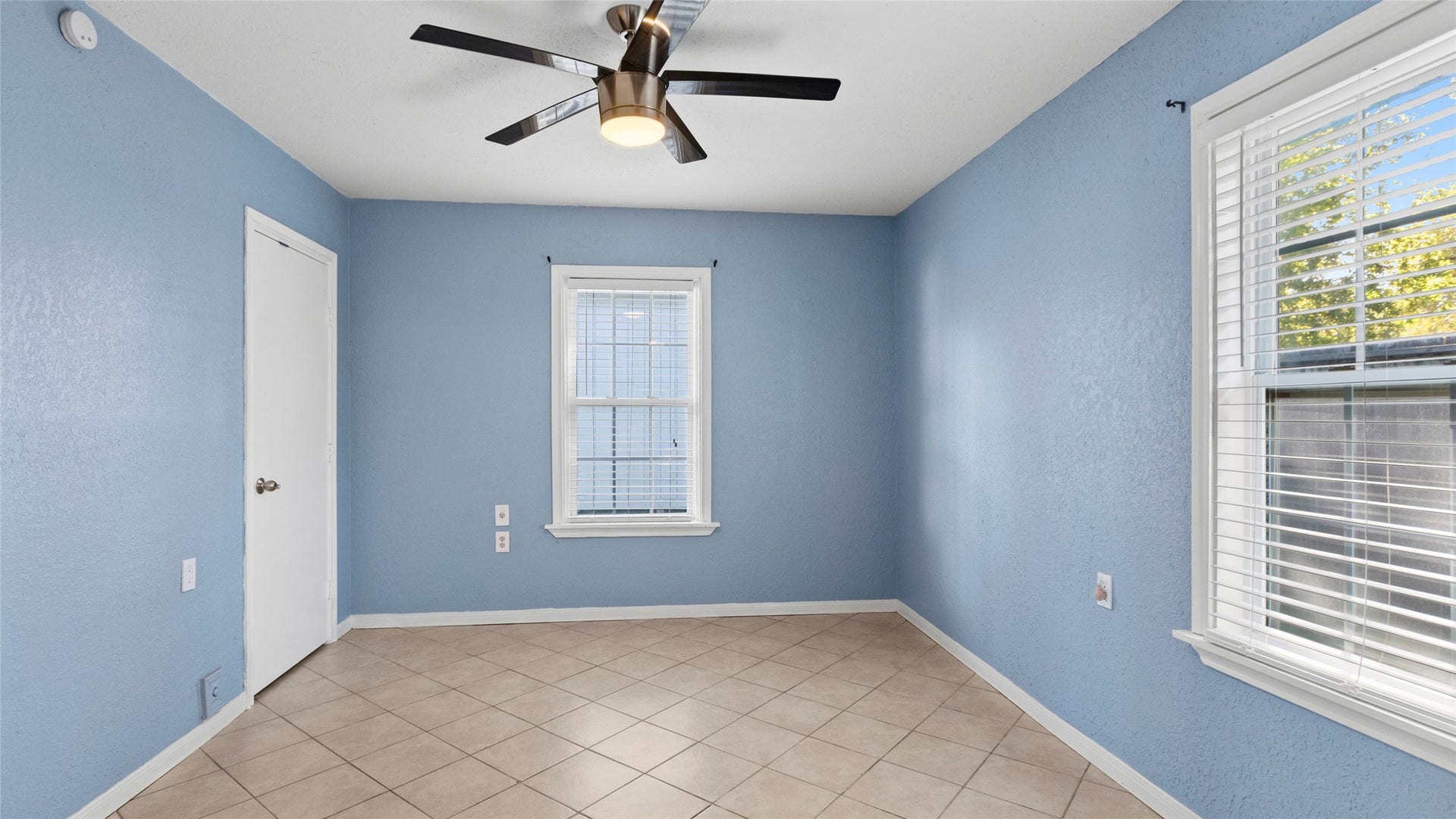 107 BONITA Avenue, Galveston, TX 77550
