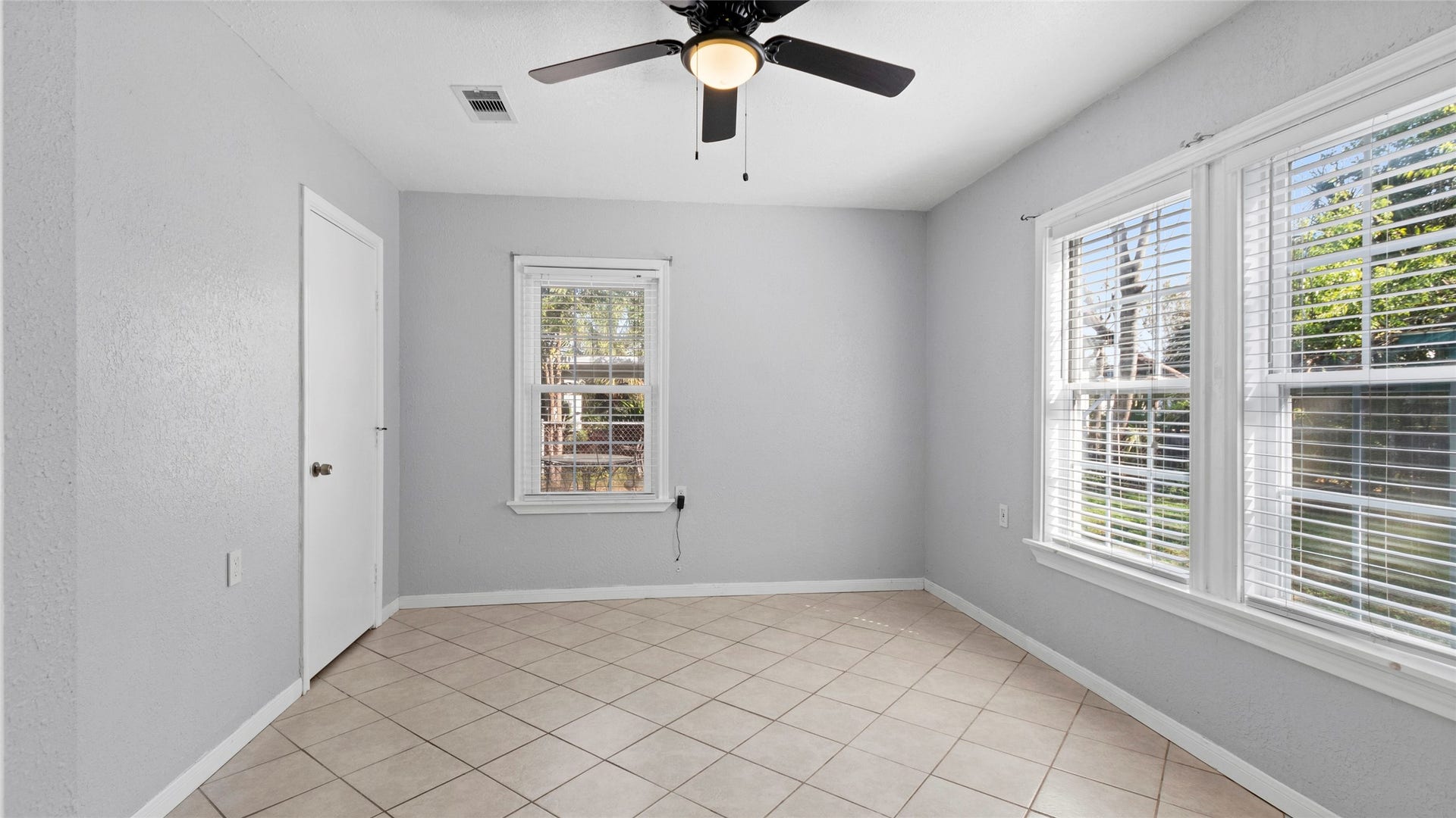 107 BONITA Avenue, Galveston, TX 77550