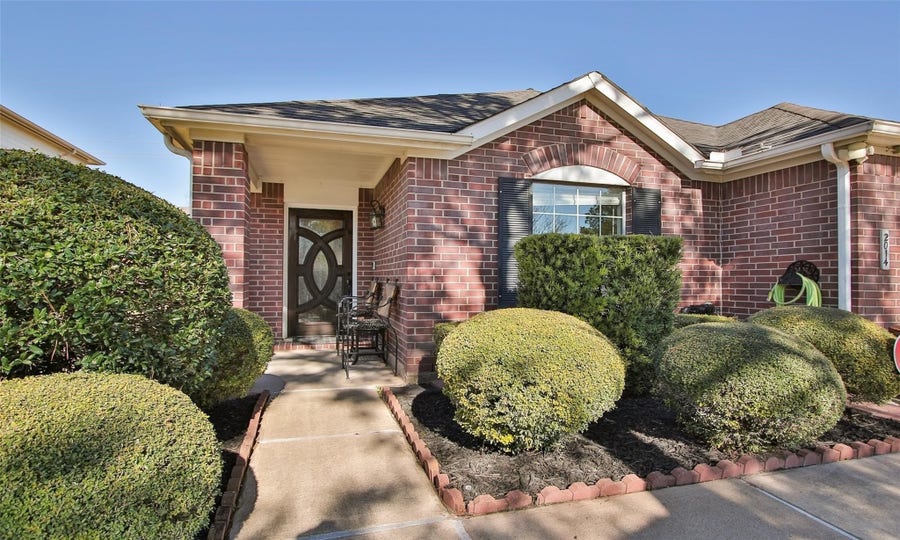 Property photo for 2014 Grand Park Drive, Missouri City, TX