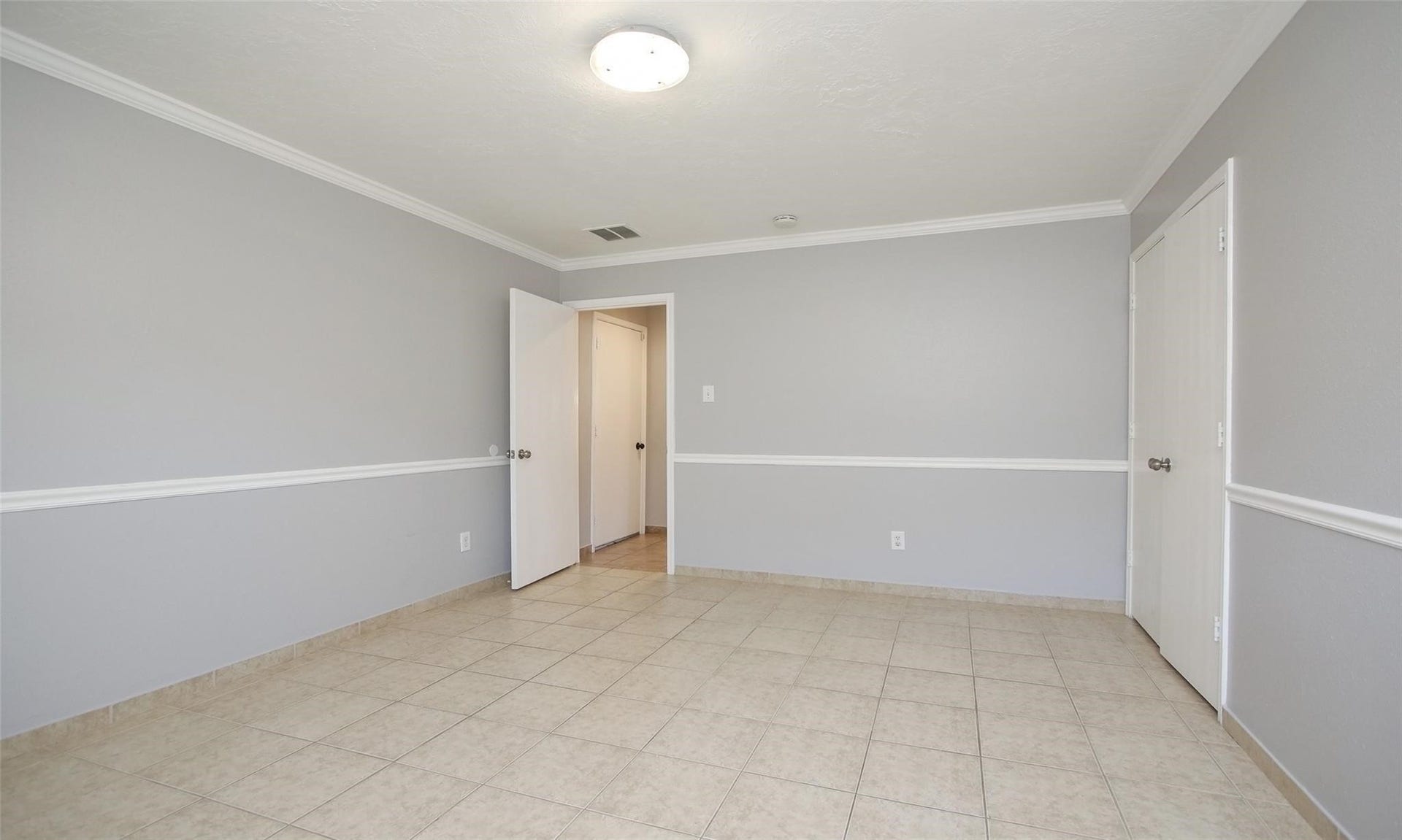 2014 Grand Park Drive, Missouri City, TX 77489 2014 Grand Park Drive, Missouri City, TX 77489