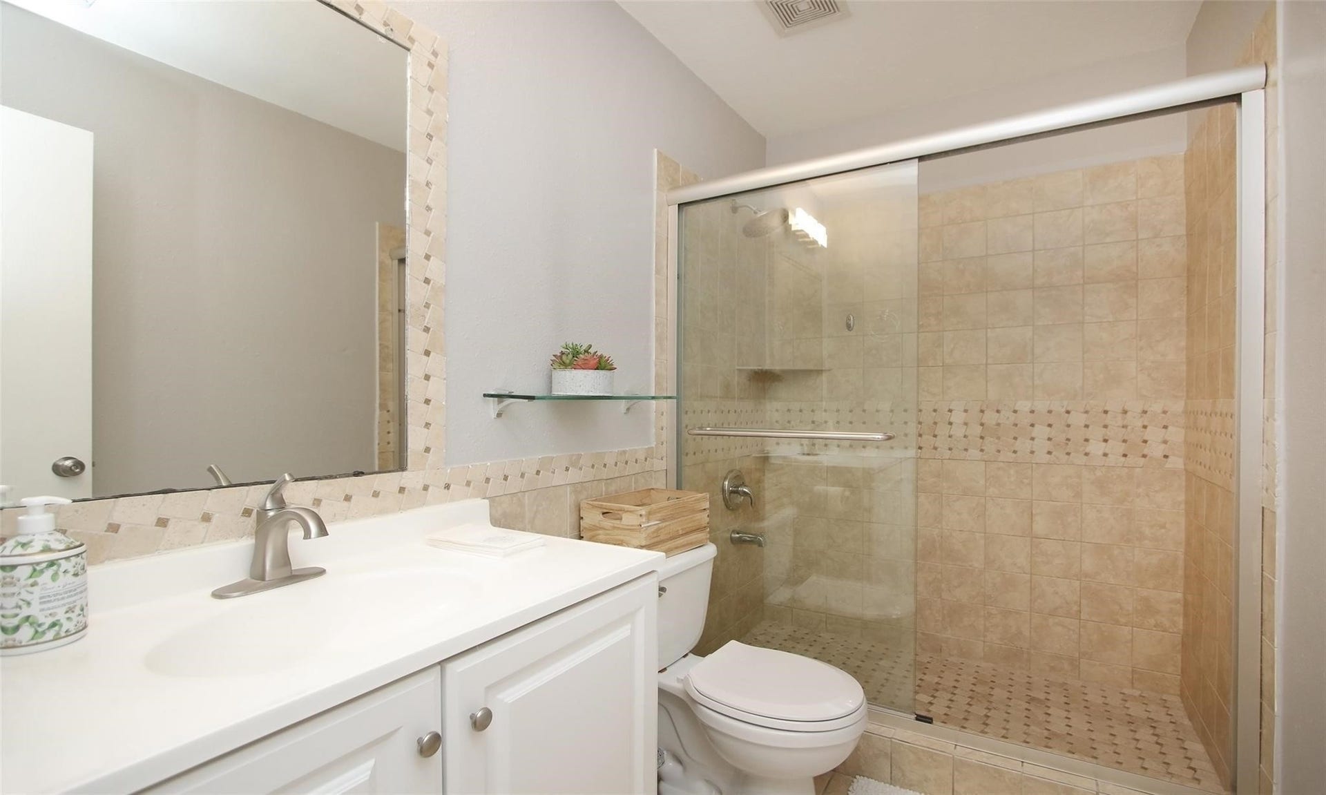 2014 Grand Park Drive, Missouri City, TX 77489 2014 Grand Park Drive, Missouri City, TX 77489