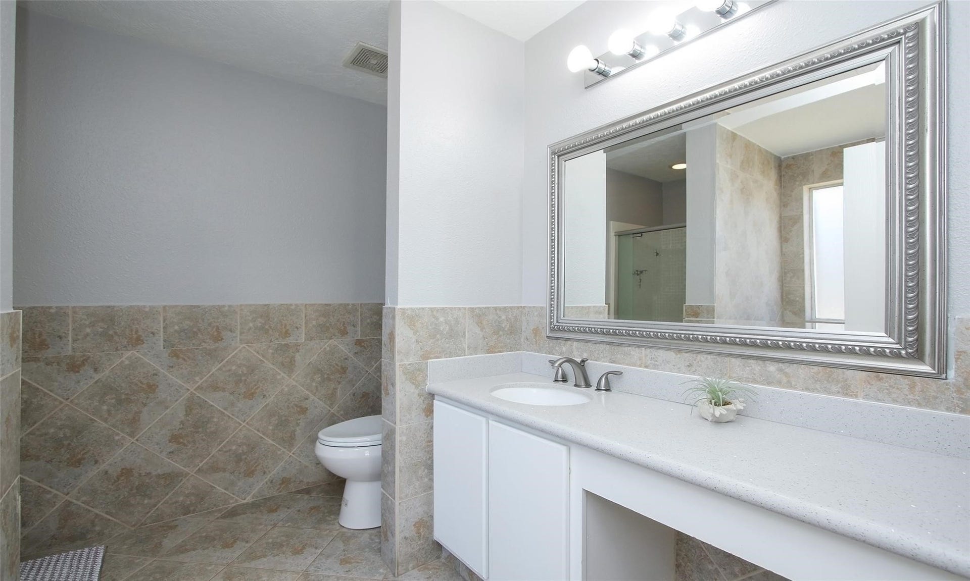 2014 Grand Park Drive, Missouri City, TX 77489 2014 Grand Park Drive, Missouri City, TX 77489