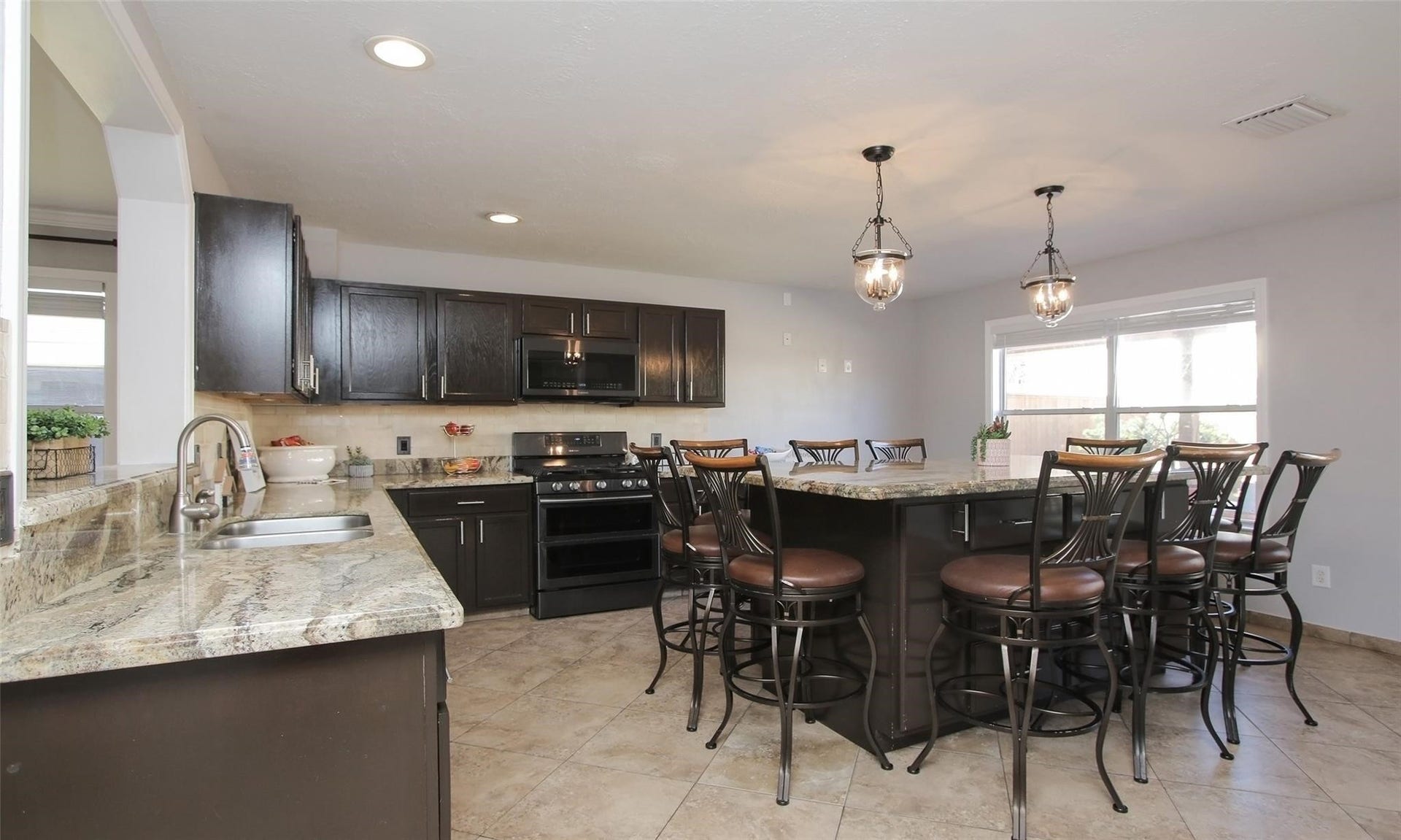 2014 Grand Park Drive, Missouri City, TX 77489 2014 Grand Park Drive, Missouri City, TX 77489