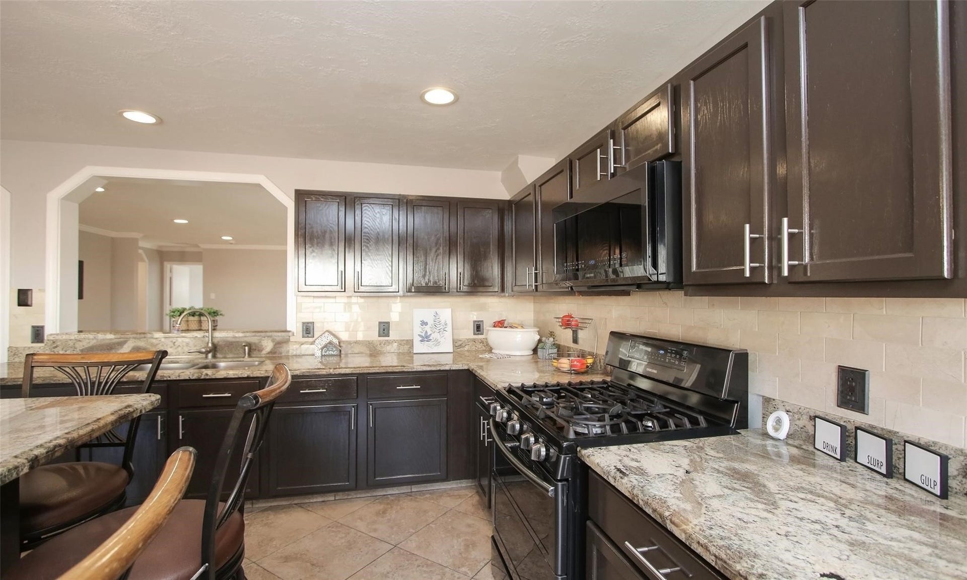 2014 Grand Park Drive, Missouri City, TX 77489 2014 Grand Park Drive, Missouri City, TX 77489