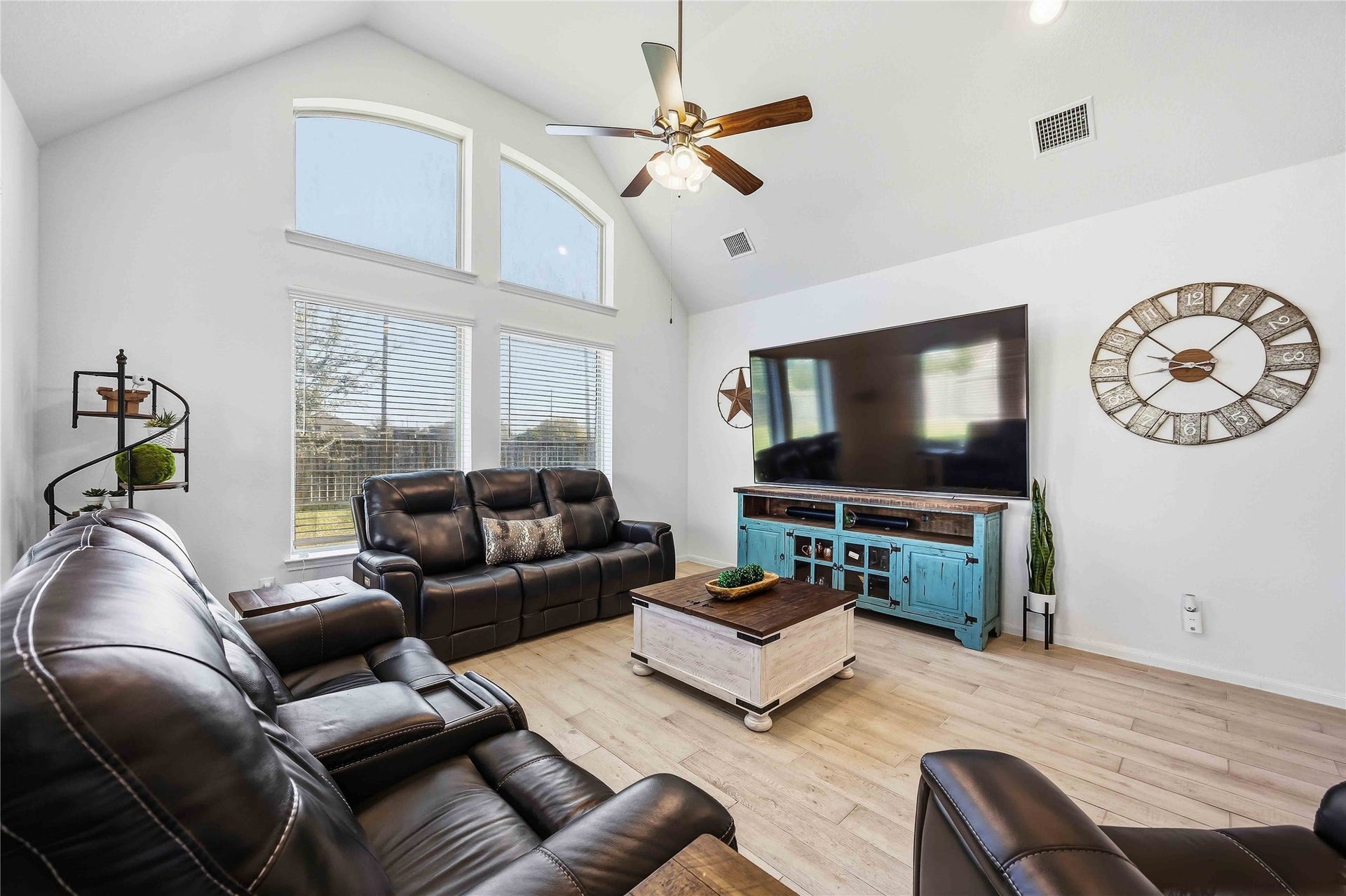 7703 Willow Forest Lane, Richmond, TX 77469 7703 Willow Forest Lane, Richmond, TX 77469