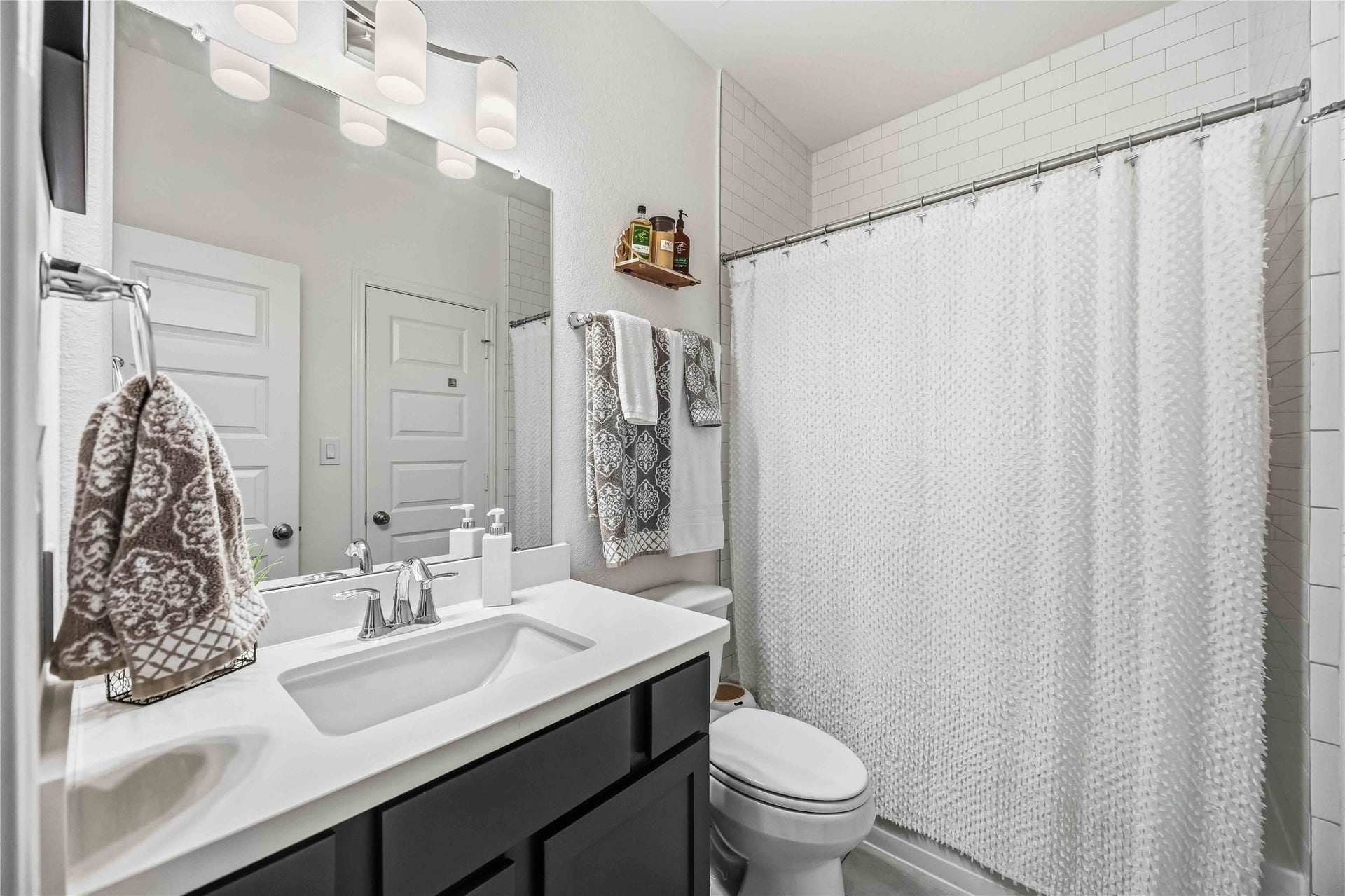 7703 Willow Forest Lane, Richmond, TX 77469 7703 Willow Forest Lane, Richmond, TX 77469