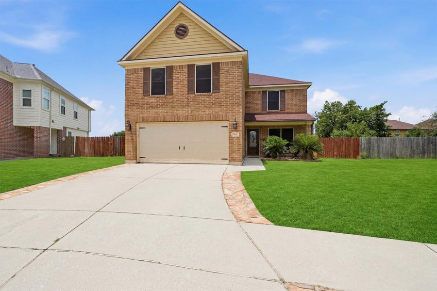 Property photo for 5407 Echinacea Circle, Baytown, TX