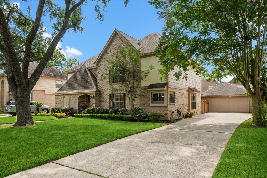 Property photo for 3207 Blackcastle Drive, Houston, TX