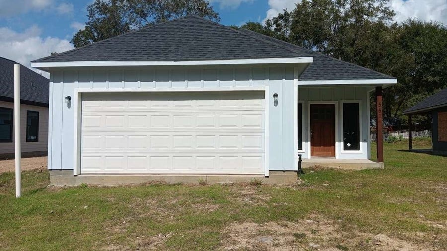 Property photo for 551 White Oak Drive, Houston, TX