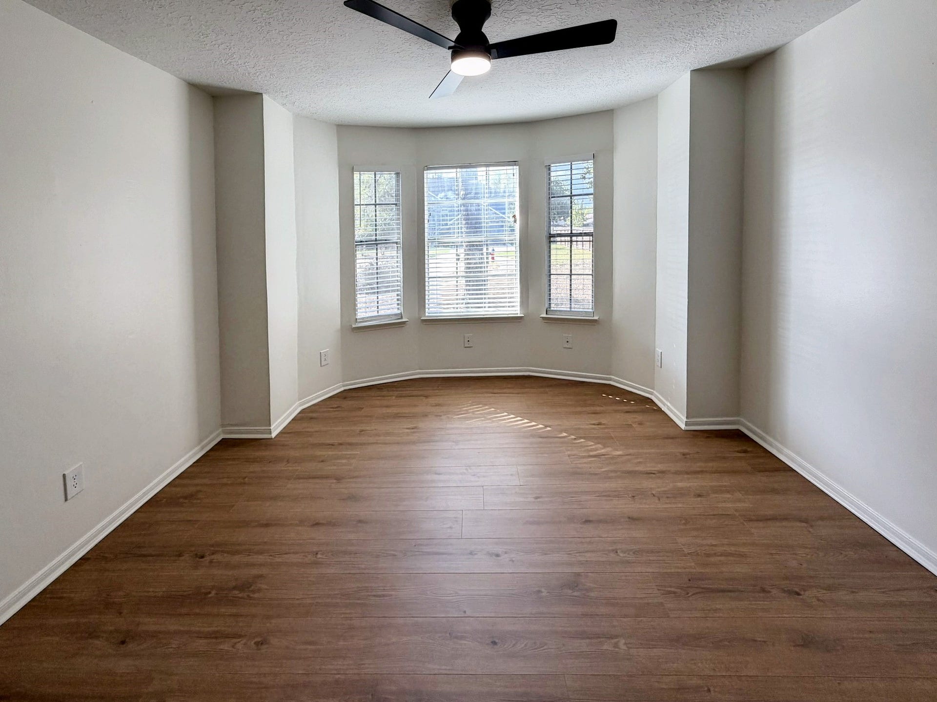 2002 Monticello Court, League City, TX 77573 2002 Monticello Court, League City, TX 77573