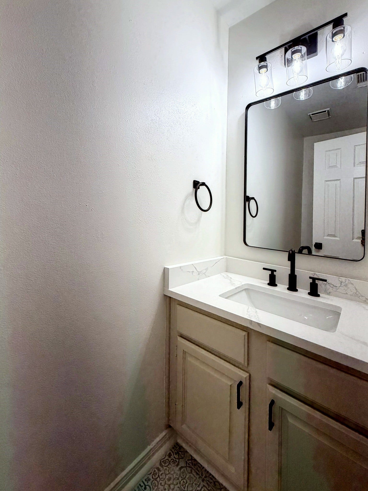 2002 Monticello Court, League City, TX 77573 2002 Monticello Court, League City, TX 77573