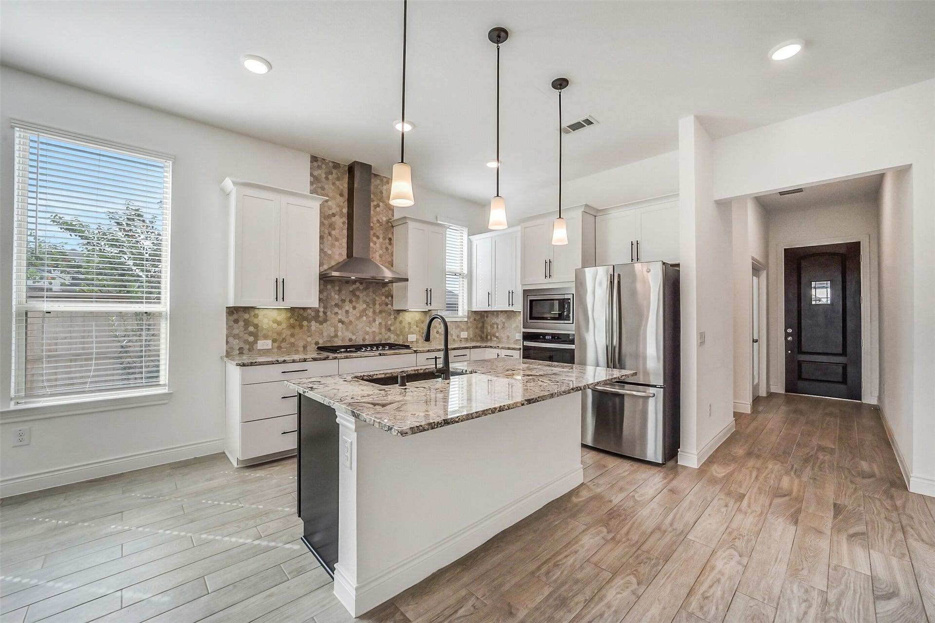 7106 Bur Oak Bend Way, Katy, TX 77493 7106 Bur Oak Bend Way, Katy, TX 77493