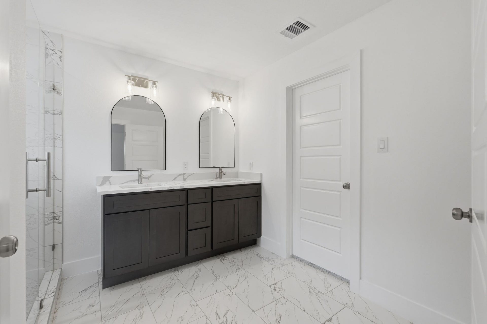 13146 Lake Conroe Bay Road, Willis, TX 77318