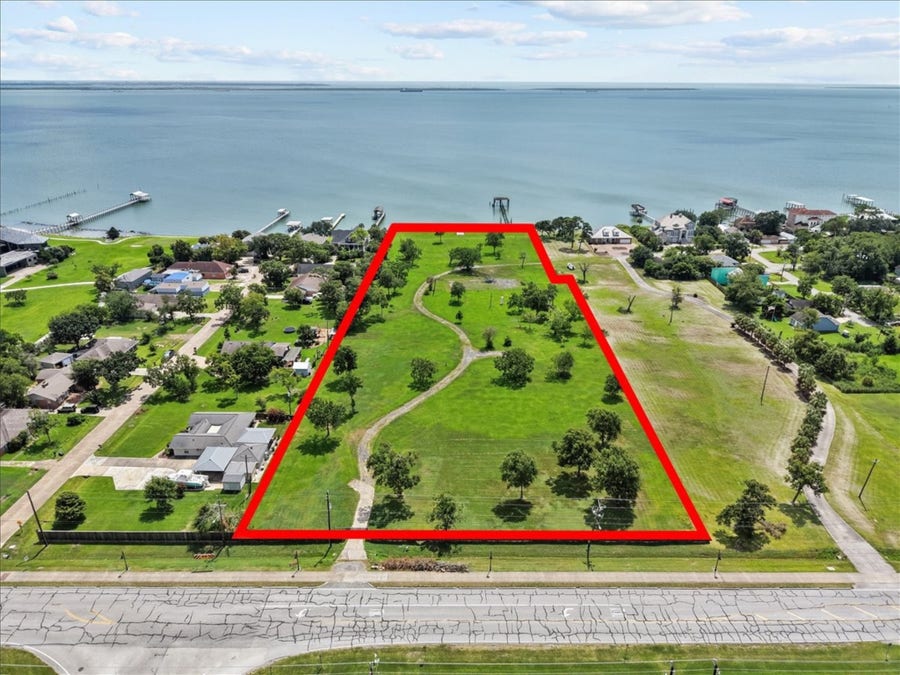 Property photo for 2311 S Broadway, La Porte, TX