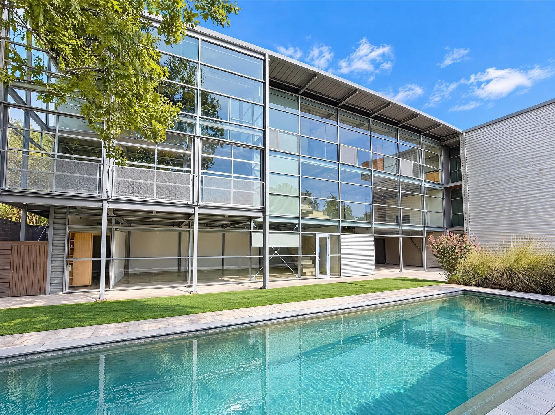 4710 Yoakum Boulevard, Houston, TX 77006