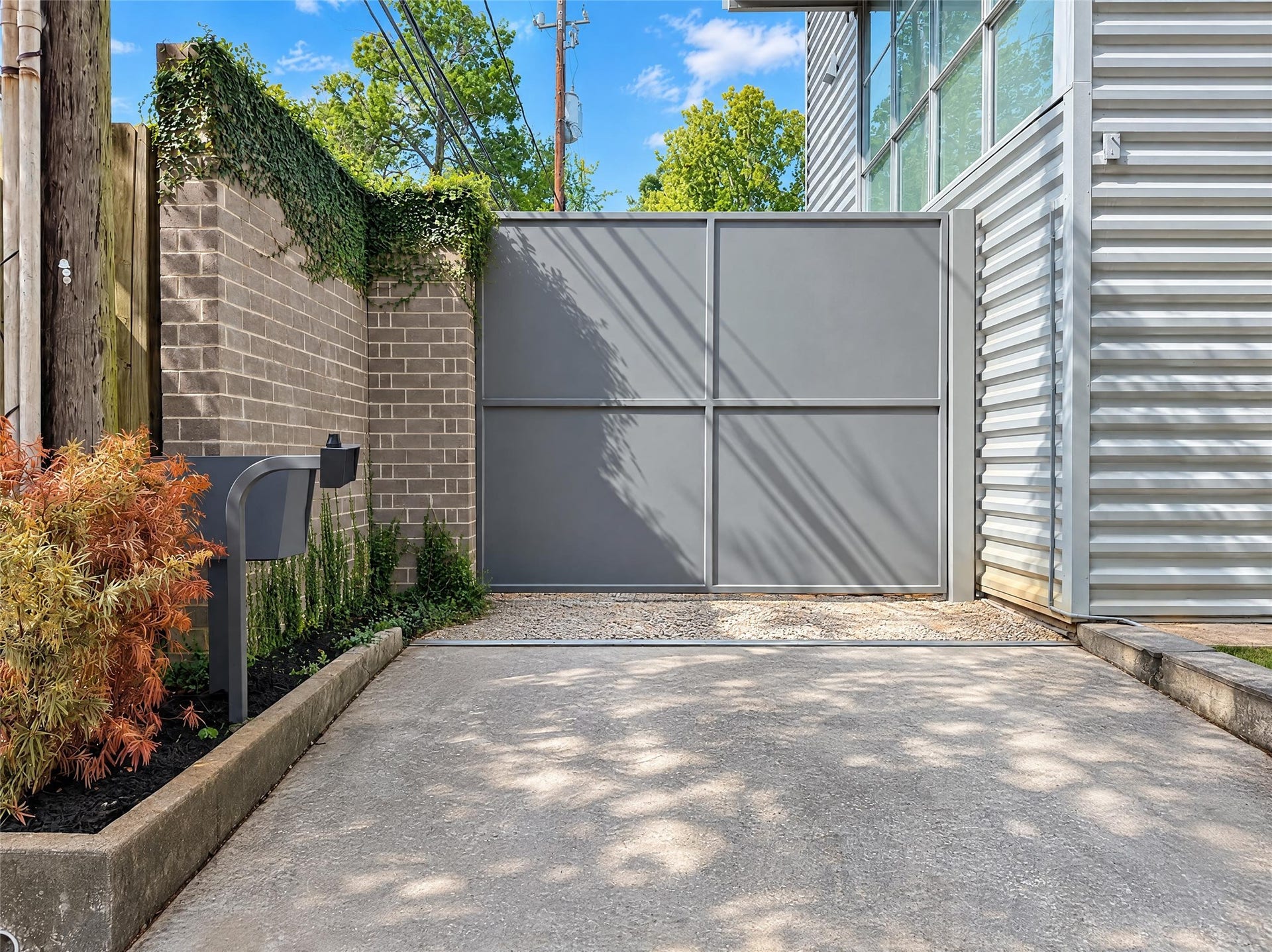 4710 Yoakum Boulevard, Houston, TX 77006