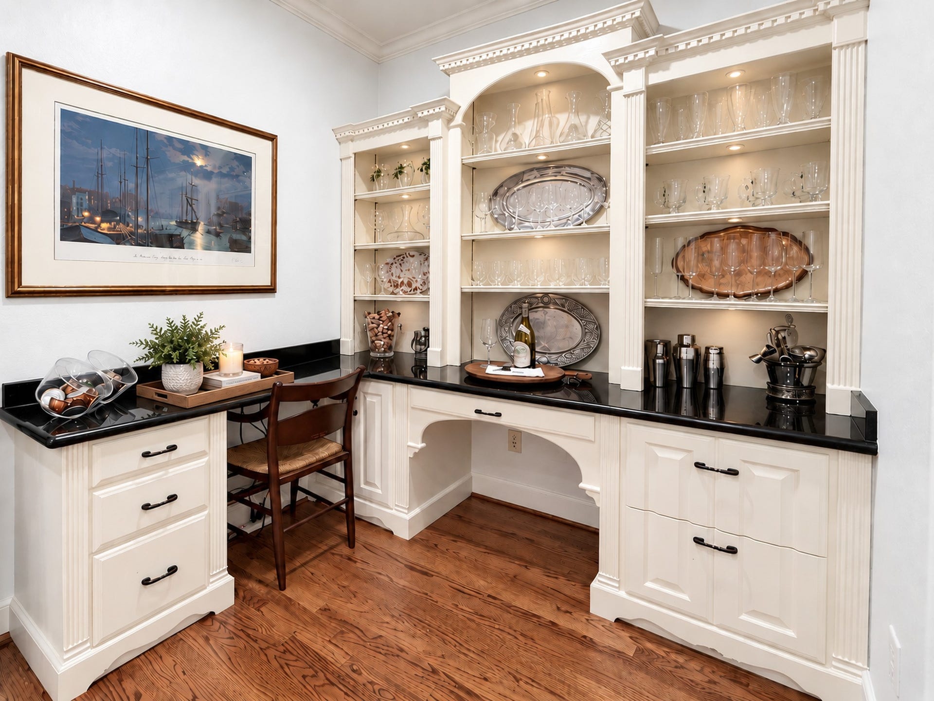 54 Riva Row, The Woodlands, TX 77380 his Coffee/Wine bar located on the 1st floor off the kitchen would also make a nice home office space.