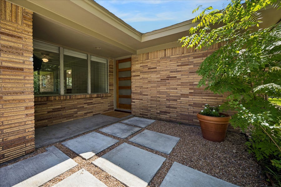Property photo for 4030 Mcdermed Drive, Houston, TX