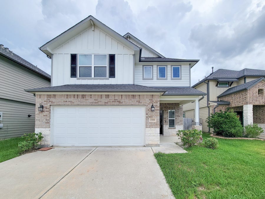 Property photo for 2719 Oakleaf Ash Lane, Fresno, TX