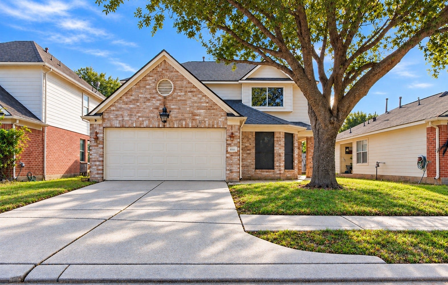 16111 Wisteria Hill Street, Houston, TX 77073 Two story brick home!