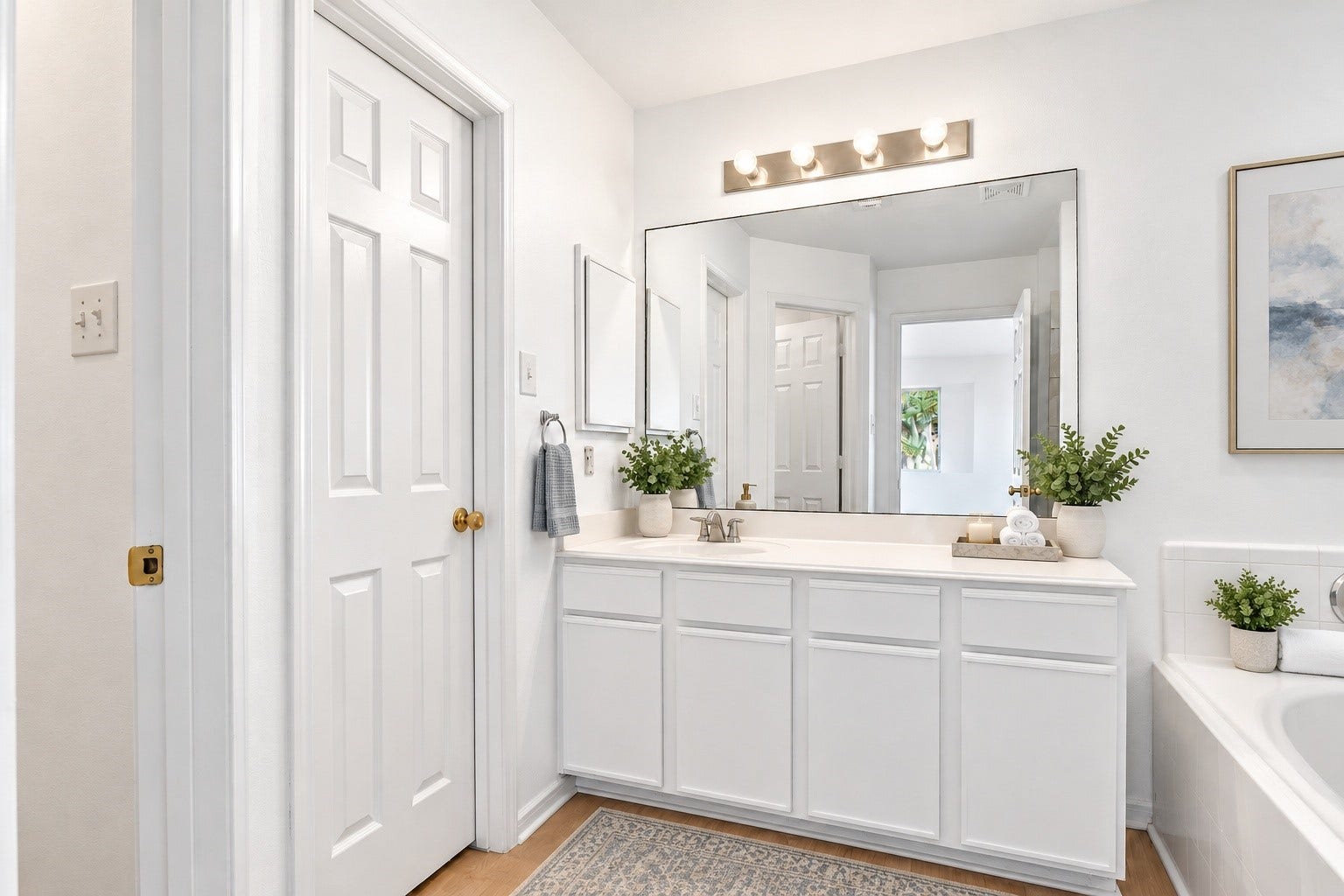 16111 Wisteria Hill Street, Houston, TX 77073 The primary En Suite!