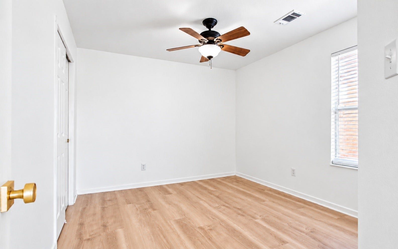16111 Wisteria Hill Street, Houston, TX 77073 16111 Wisteria Hill Street, Houston, TX 77073