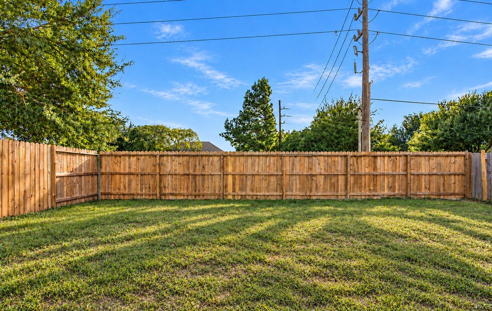 16111 Wisteria Hill Street, Houston, TX 77073 Fully Fenced with NO BACK NEIGHBORS!