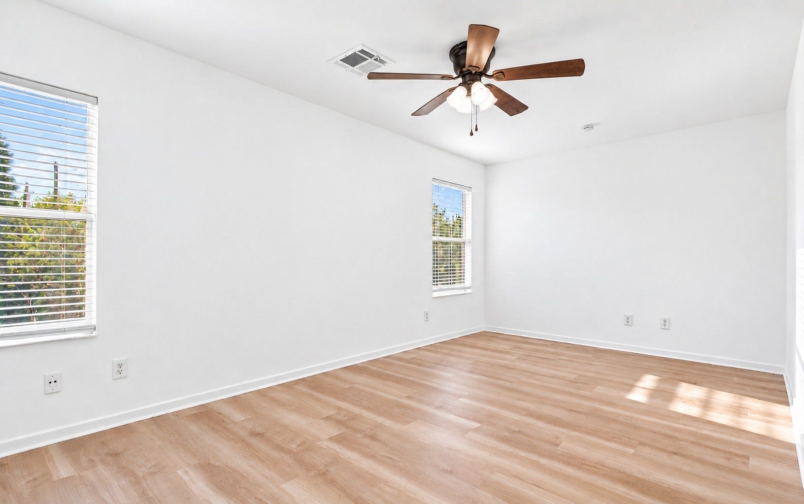 16111 Wisteria Hill Street, Houston, TX 77073 16111 Wisteria Hill Street, Houston, TX 77073