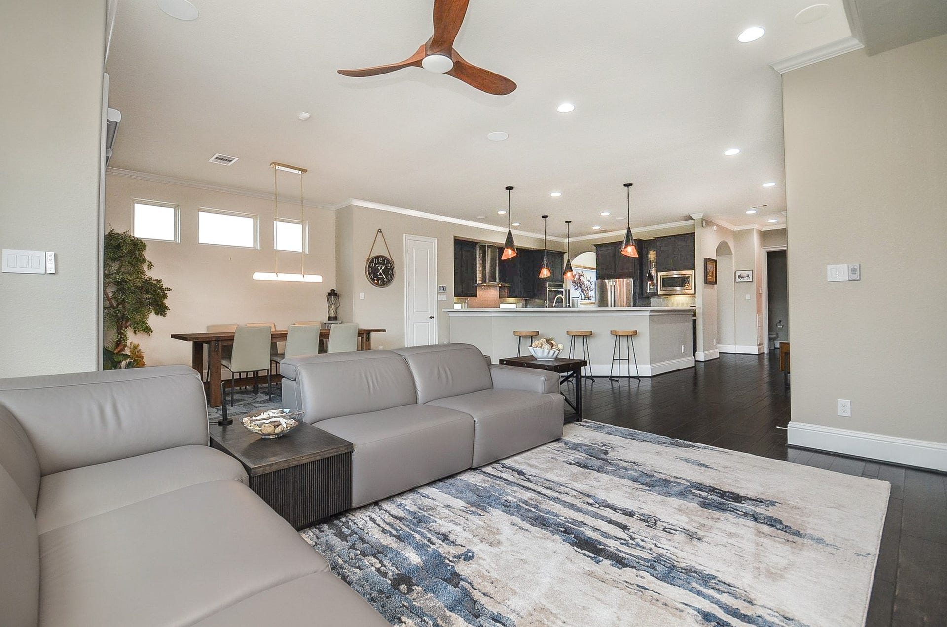 1122 Old Oyster Trail, Sugar Land, TX 77478