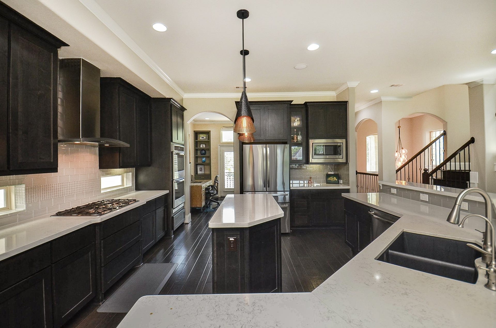 1122 Old Oyster Trail, Sugar Land, TX 77478