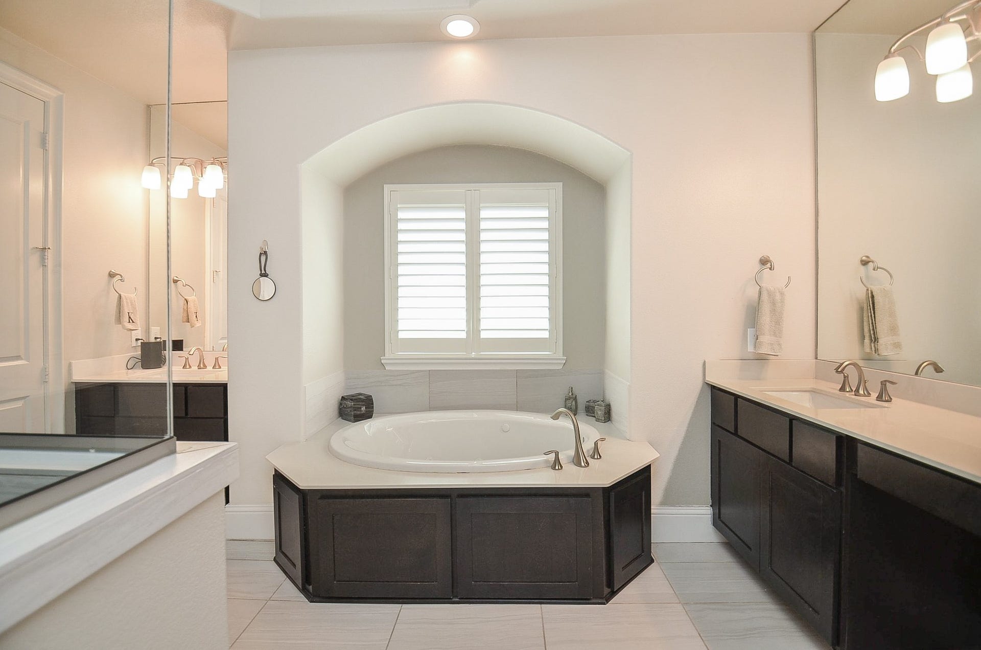 1122 Old Oyster Trail, Sugar Land, TX 77478