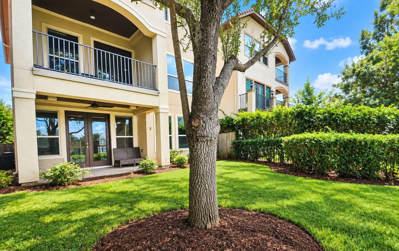 1122 Old Oyster Trail, Sugar Land, TX 77478
