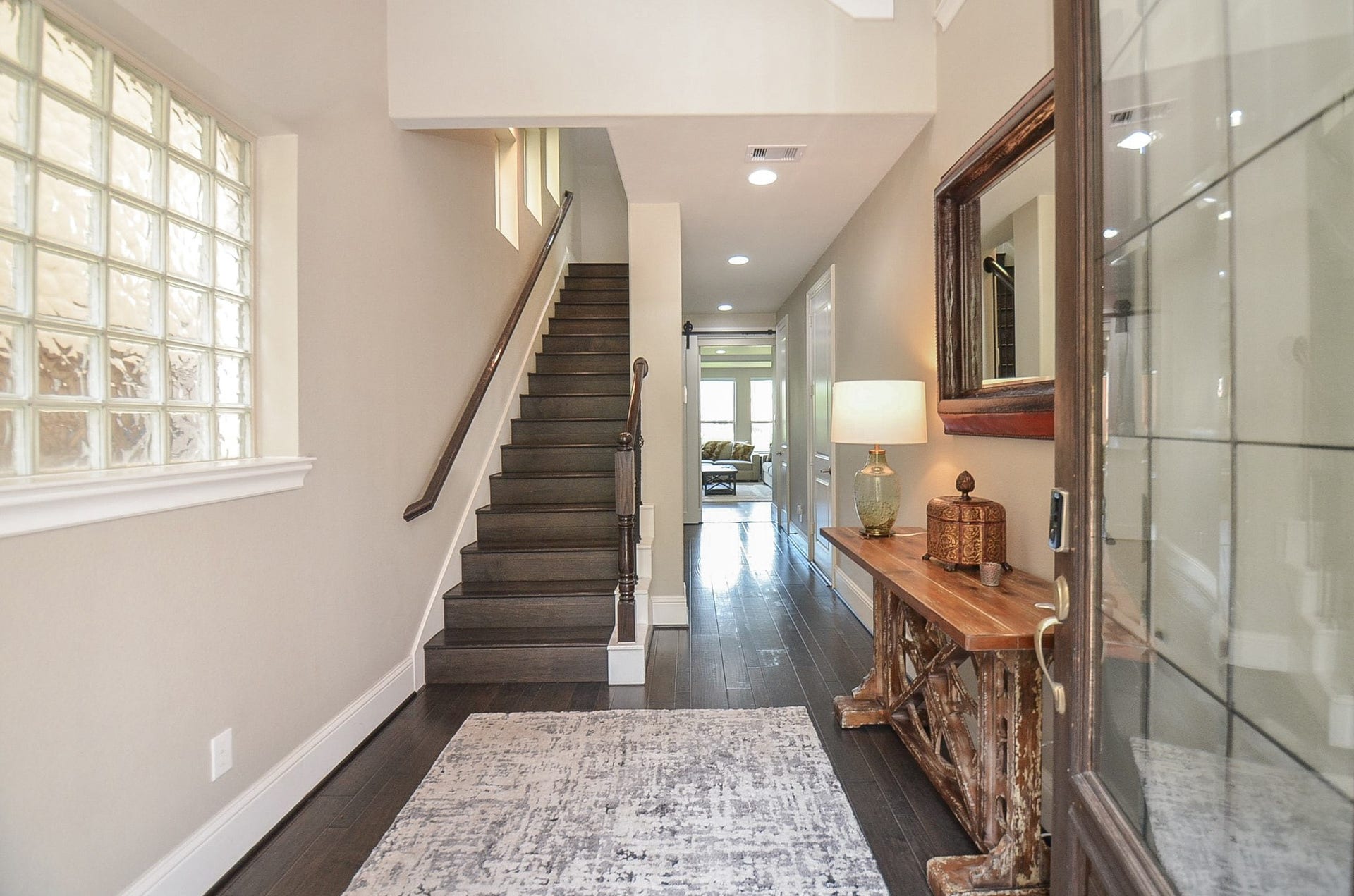 1122 Old Oyster Trail, Sugar Land, TX 77478