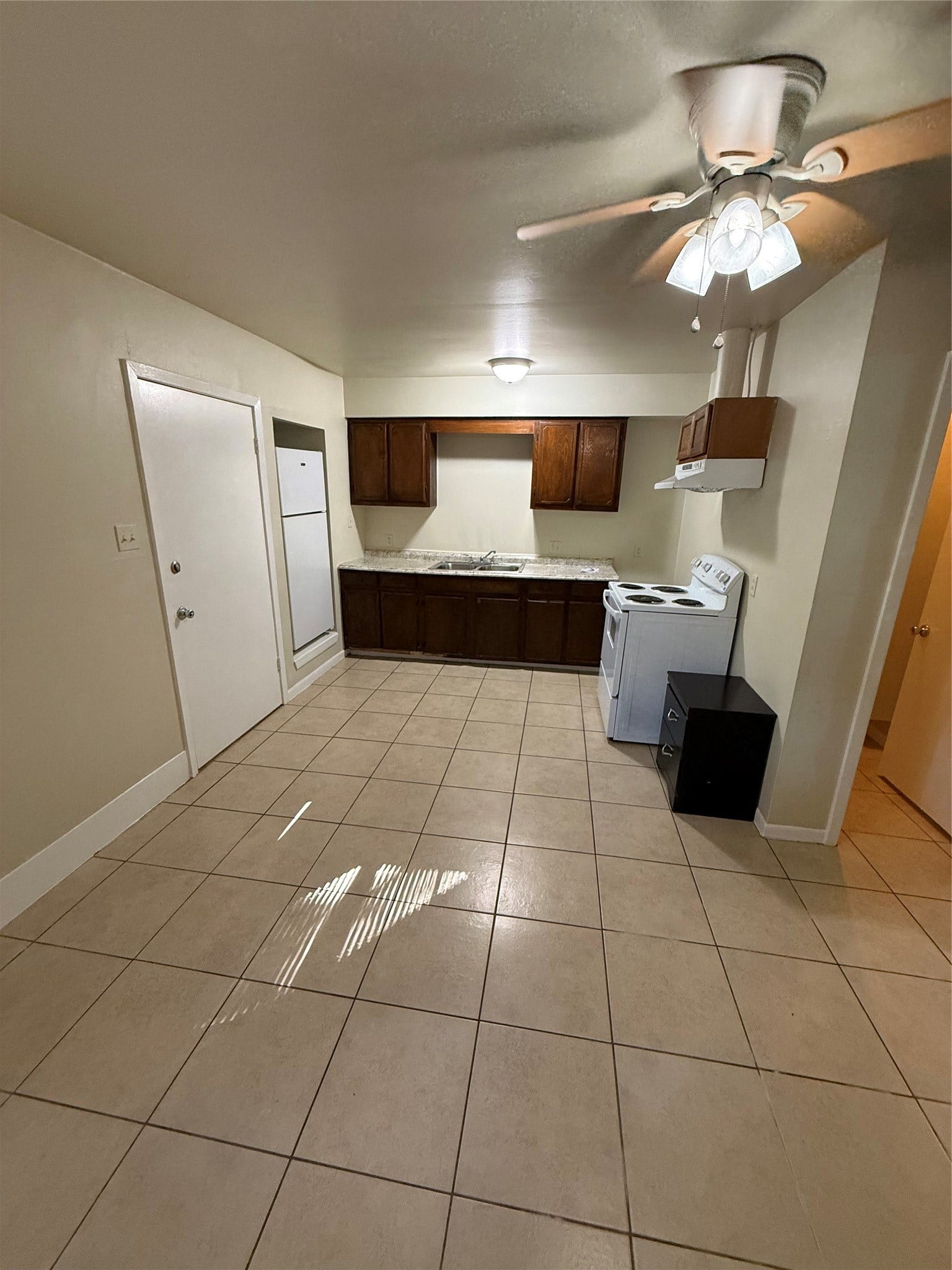 829 Oak Street, #A, Houston, TX 77018 829 Oak Street, #A, Houston, TX 77018