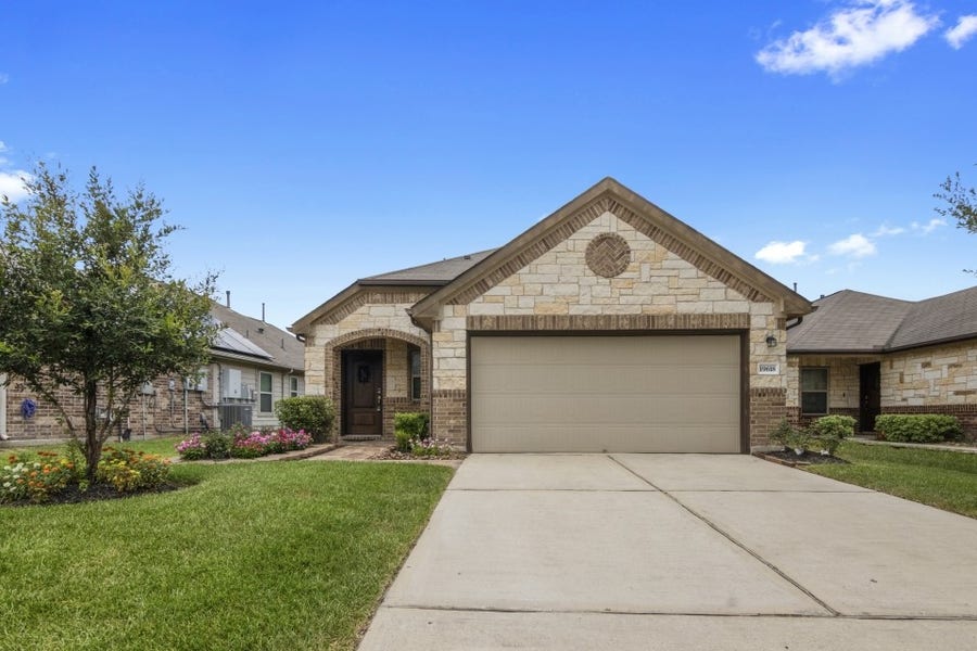Property photo for 19618 Kingston Green Lane, Houston, TX