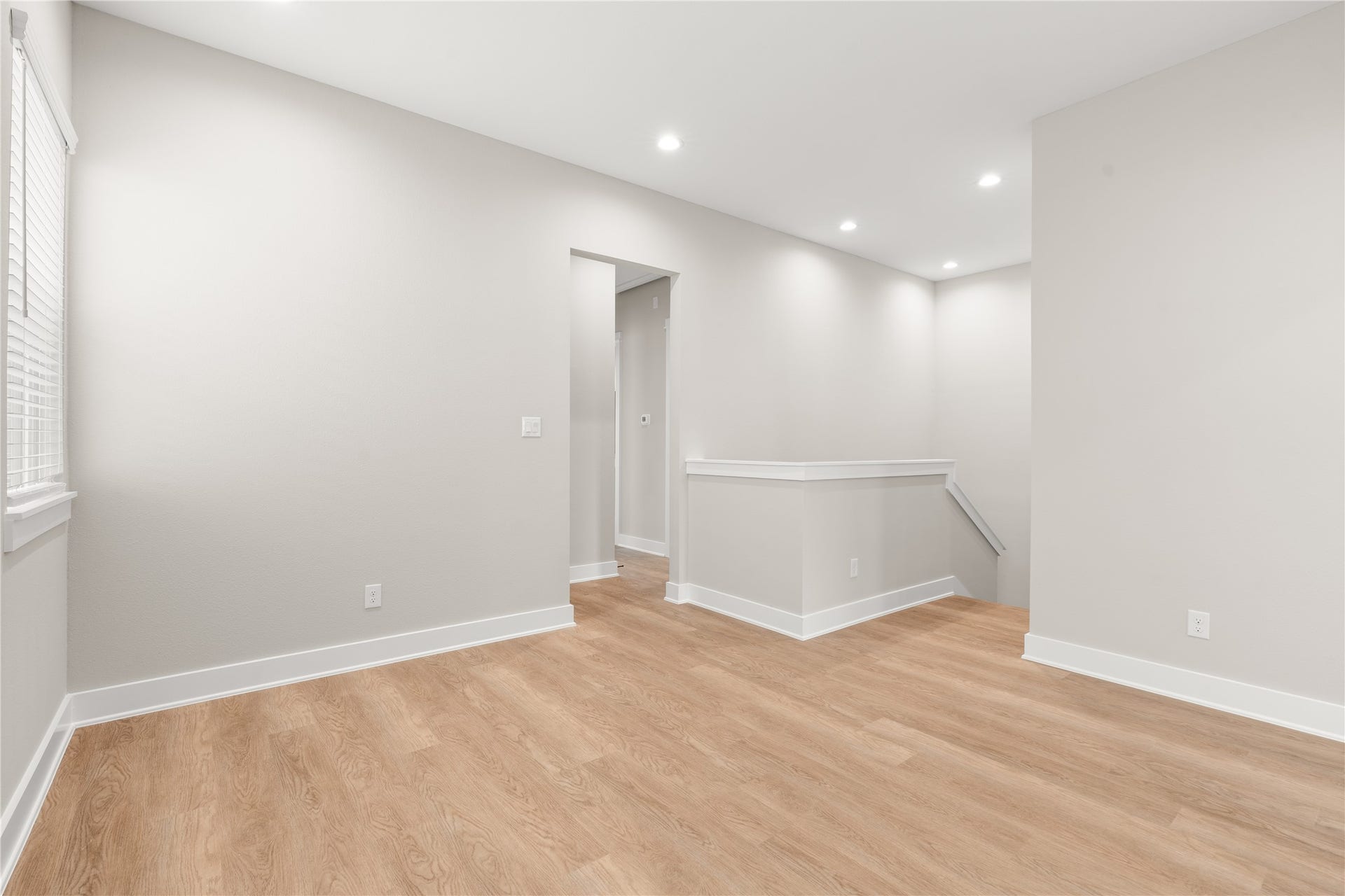 5925 Wheatley Lane, Houston, TX 77091
